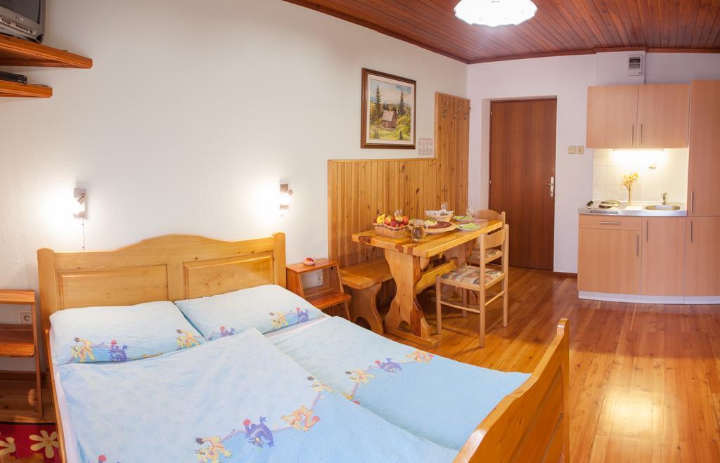 Apartments Lovec Cerkno Exterior foto