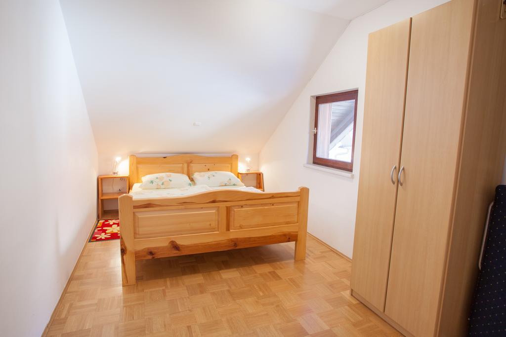 Apartments Lovec Cerkno Exterior foto